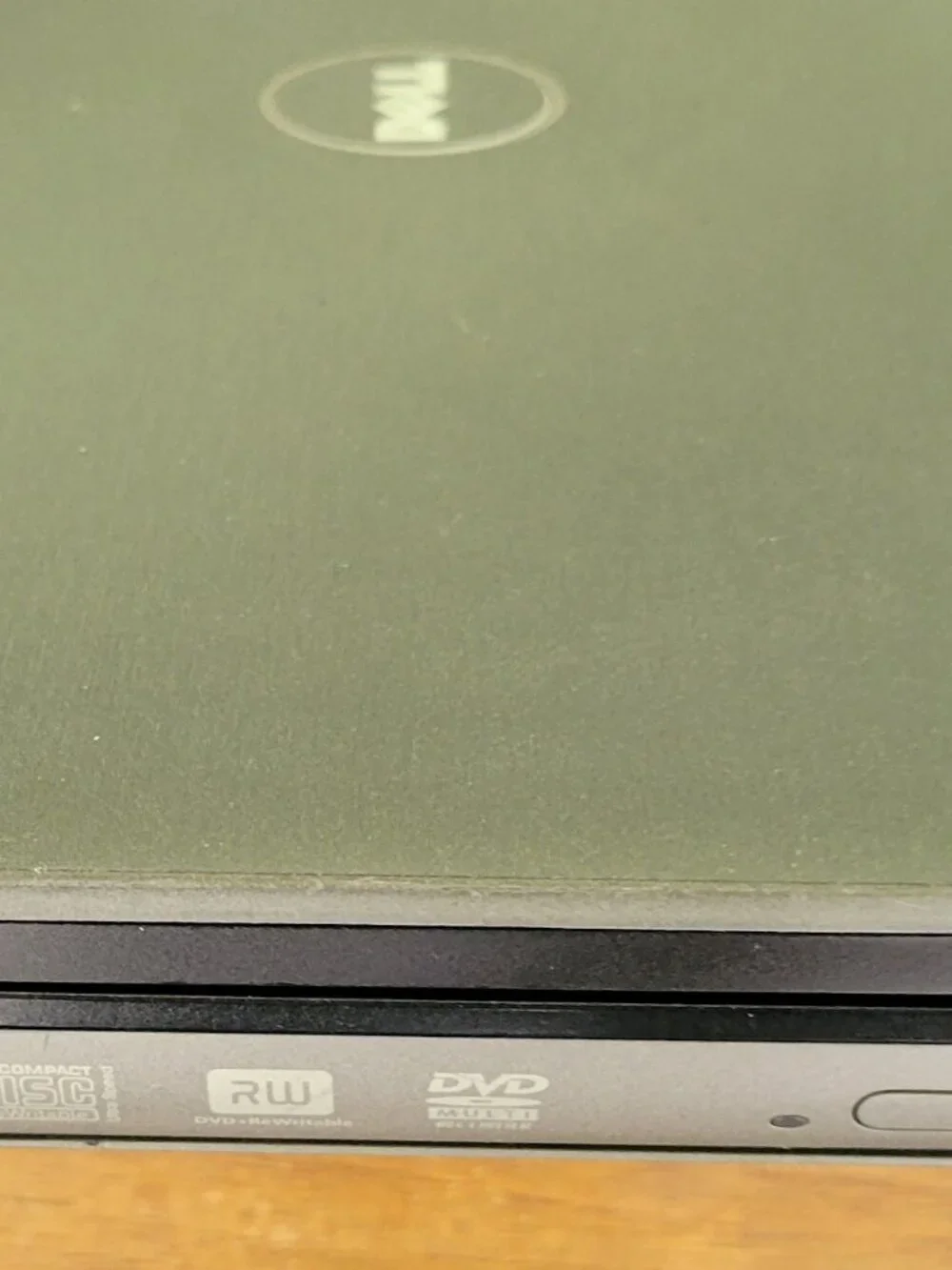 Dell Latitude D630 | Windows 10 Home | 4GB RAM | Screws Stripped